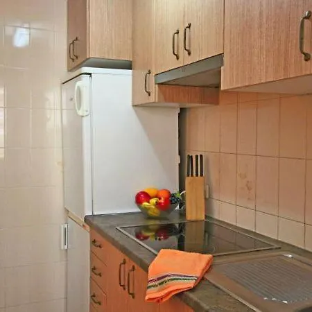 Sleeps 3 With Pool Air Con And Wifi Calpe
